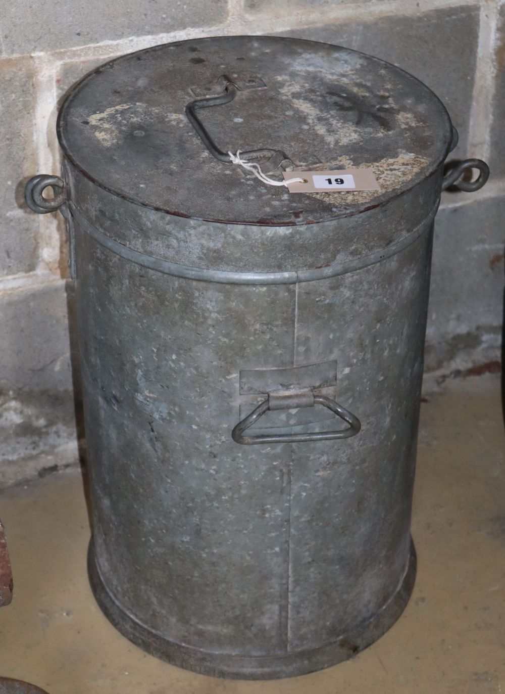 A galvanised dairy bin, Diameter 32cm, H.48cm